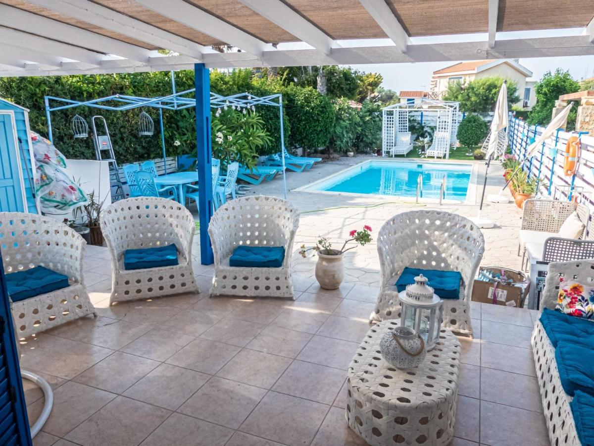 Greek Island Style 2 Bedroom Villa With Pool Next To The Sea Larnaca Buitenkant foto