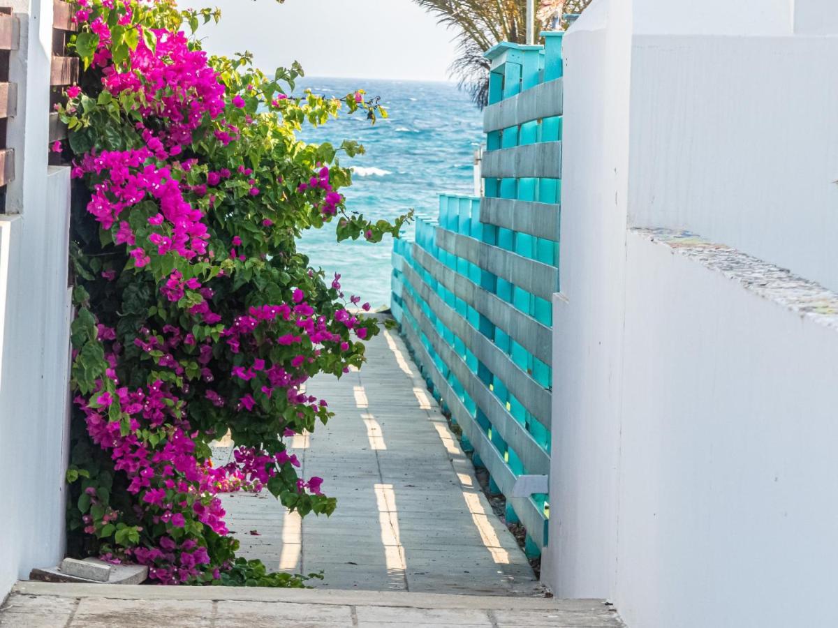 Greek Island Style 2 Bedroom Villa With Pool Next To The Sea Larnaca Buitenkant foto