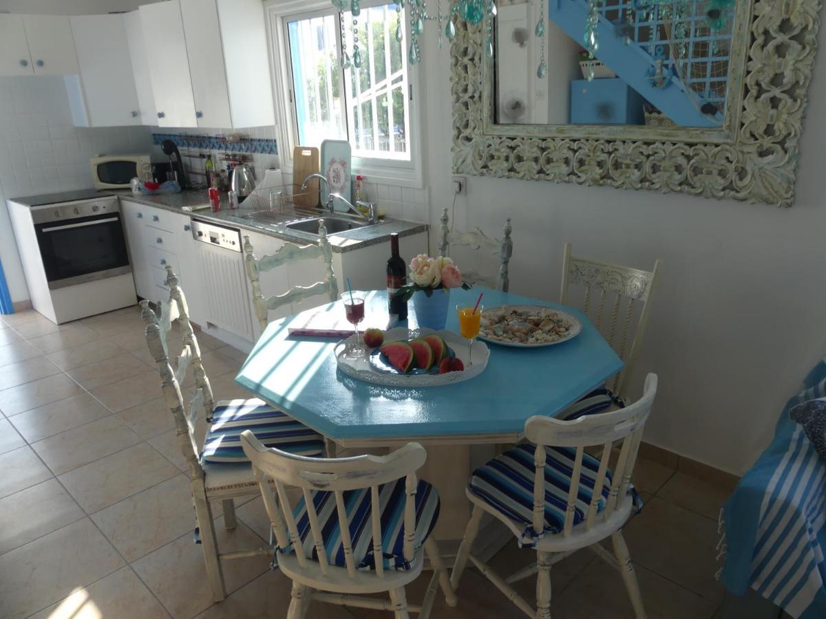 Greek Island Style 2 Bedroom Villa With Pool Next To The Sea Larnaca Buitenkant foto