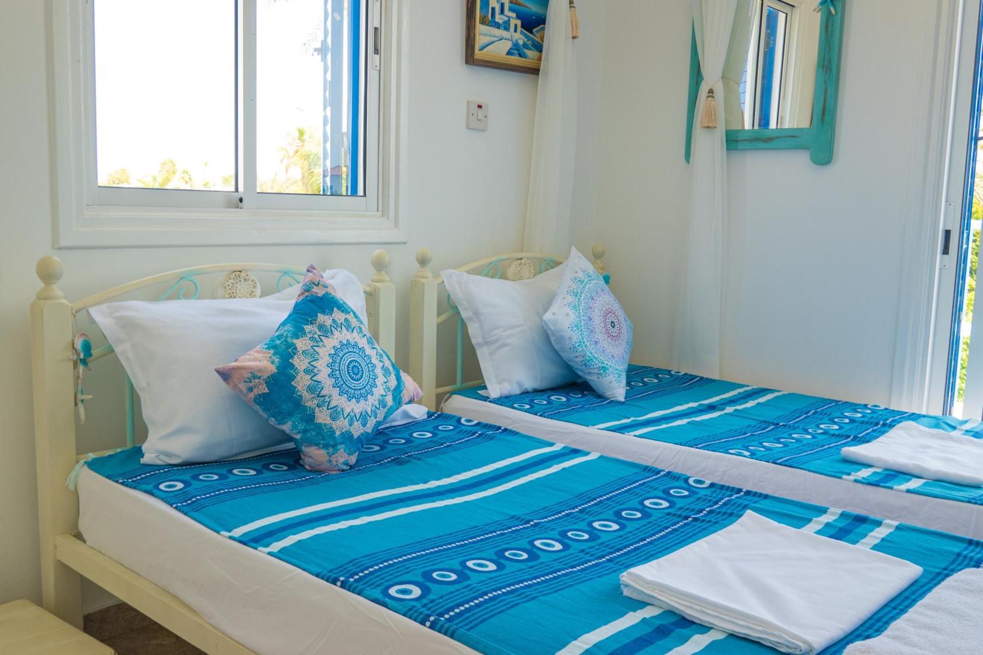Greek Island Style 2 Bedroom Villa With Pool Next To The Sea Larnaca Buitenkant foto